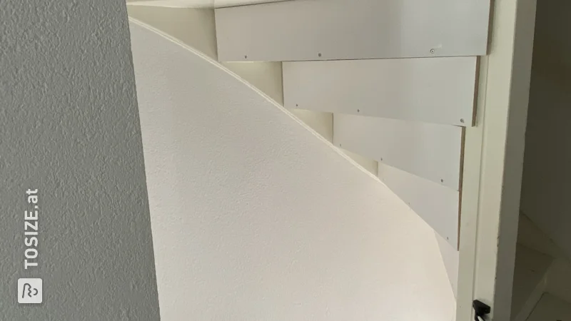 Offene Treppe mit Sperrholz schließen, von Michel