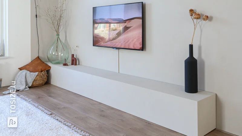 DIY : Meuble TV / élément mural en MDF, par Floor