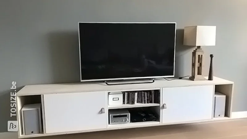 IKEA hack: Pimping TV furniture METOD, by Simona