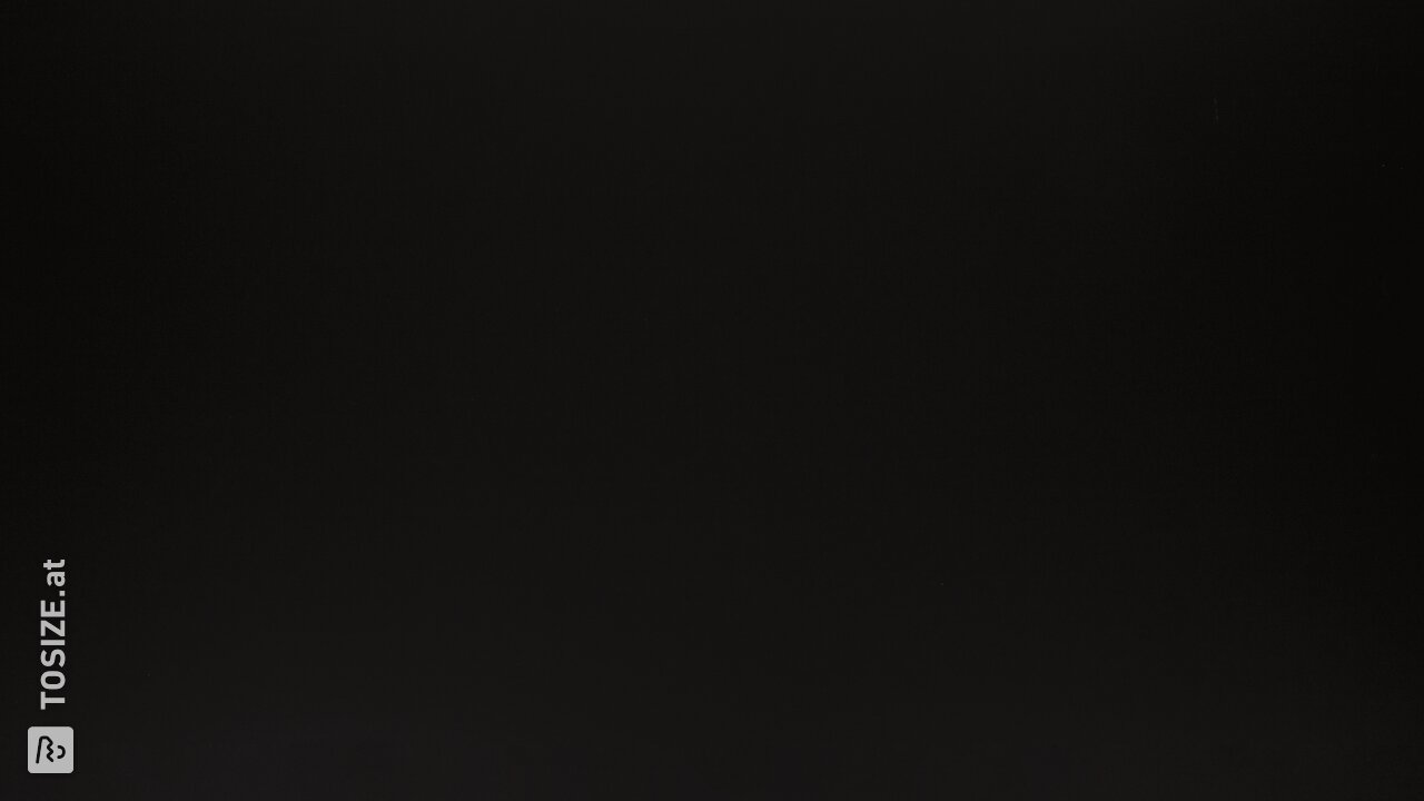 113 CST Elegant black